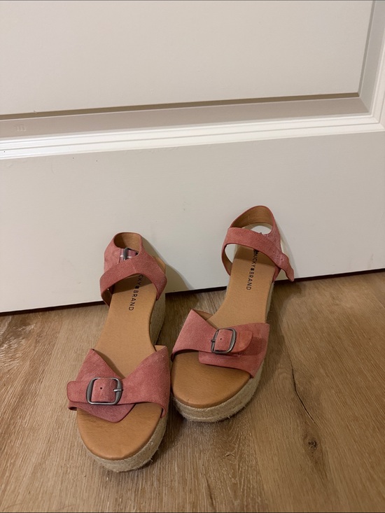 Lucky Brand Shoes - Lucky Brand Womens Pink Suede Buckle Platform Sandals